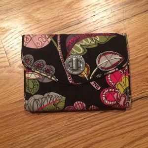 Vera Bradley Wallet NWOT!
